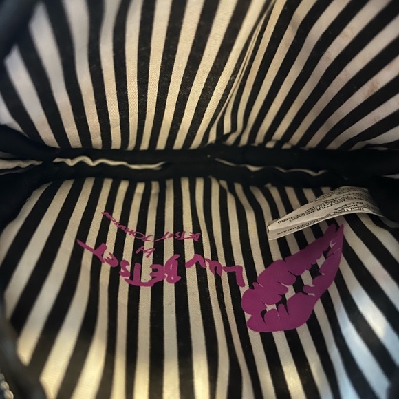 Betsey Johnson glittery penguin wristlet in EUC - Picture 3 of 4